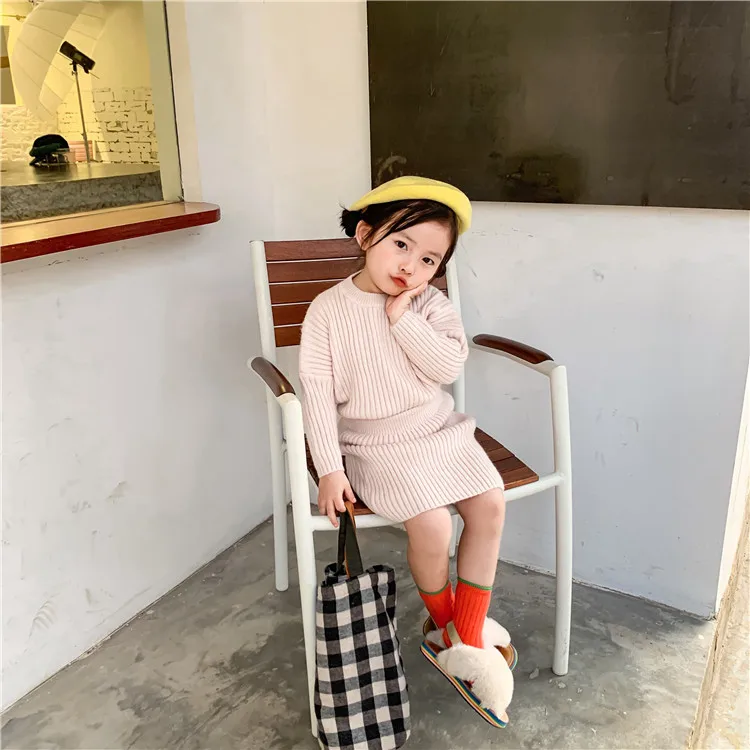 Новинка года, детский шерстяной костюм в Корейском стиле для девочек Трикотажный костюм топ+ короткая юбка костюм из двух предметов комплекты одежды для малышей пуловер для девочек, свитер