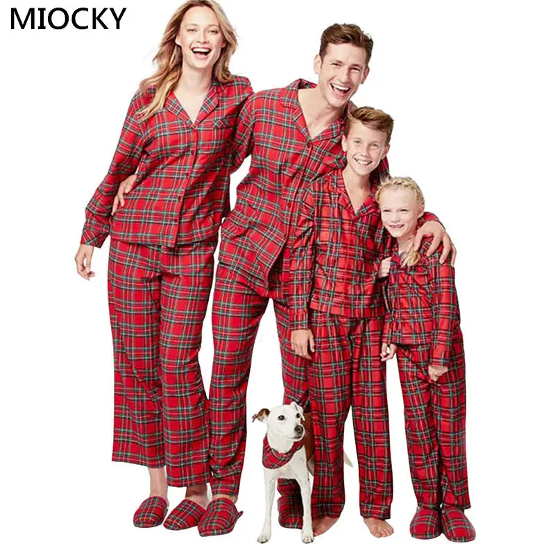 

Family Matching Christmas Pajamas Set 2019 Adult Women Men Kids Stripe Sleepwear Nightwear Fall Family Match Pjs Set E0298