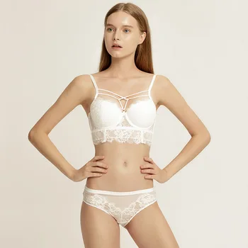 

2020 NEW Bandage design gathers sexy lace pattern bra and bra set for women