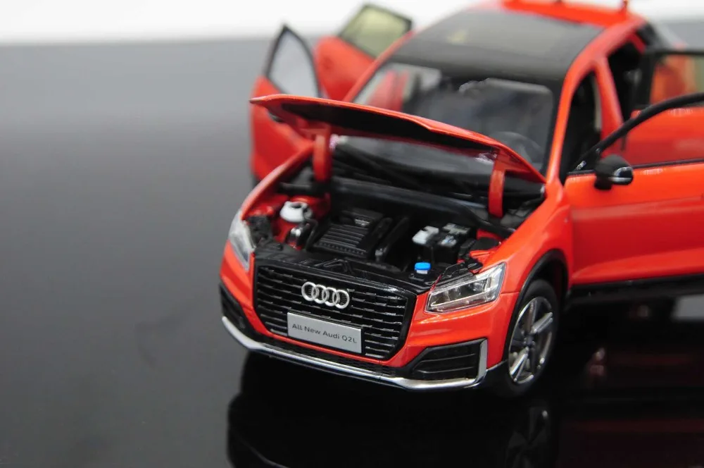 1:18 литая под давлением модель для Audi Q2L SUV Игрушечная машина из сплава миниатюрная коллекция подарки Q2