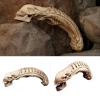 

Others Iron Warrior Movie Horror Decor Skull Alien-Shaped Model Home &Amp; Living Handicrafts Collection Props Garden Decals