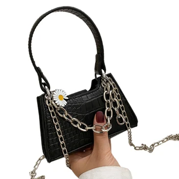 

Women Alligator Print Shoulder Bag Chain Strap magnetic buckle Mini Crossbody Bags with Daisy Pendant