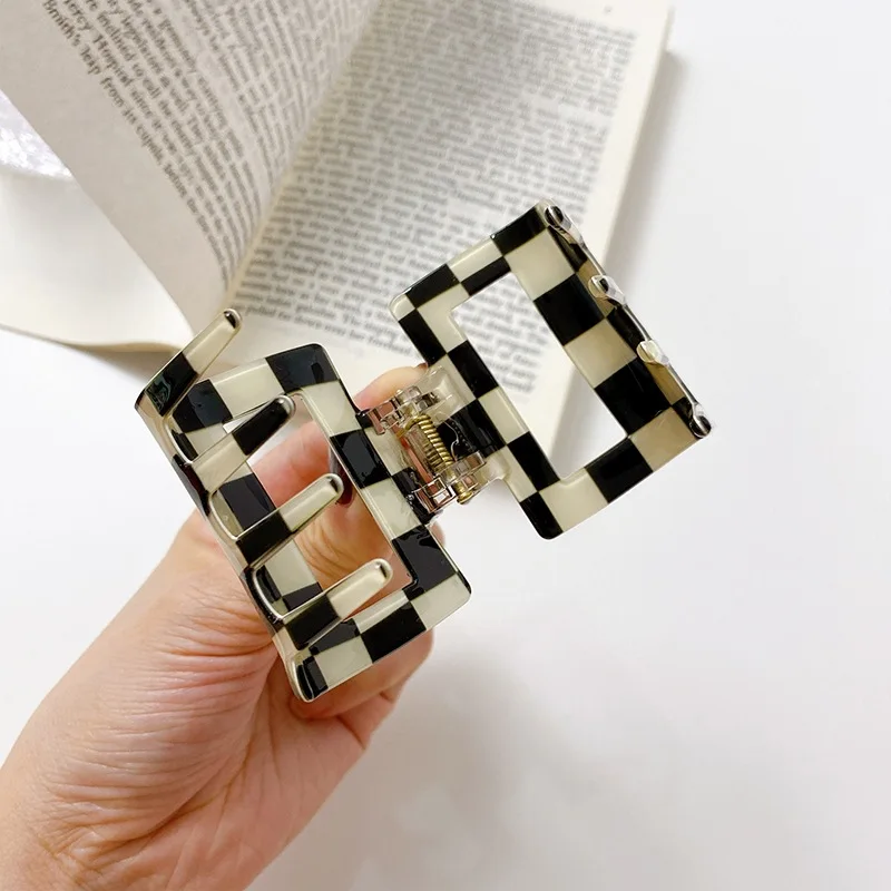 Hair Accessories New Fashion Girl Sweet Acrylic Square Hair Clip Color Grid Claw For Women Exquisit Shark Clips