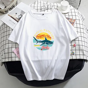 

2020 tshirt women t shirt friends new hot style red letter friends print short sleeve t-shirts Europe