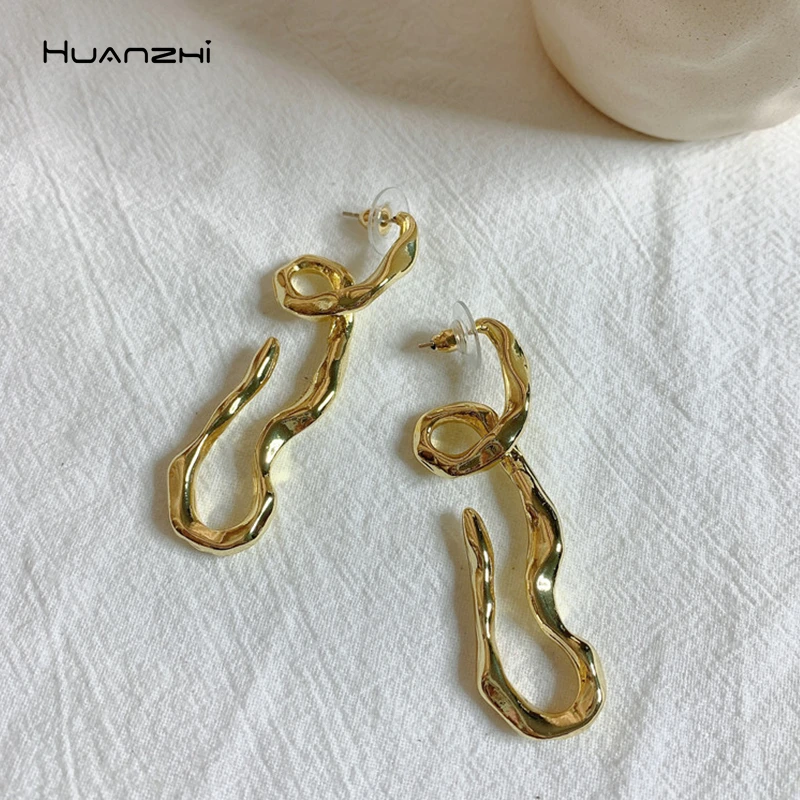 

HUANZHI 2019 New Gold Silver Creative Twisted Curved Irregular Lines Geometric Distressed Drop Earrings for Women Girls Party