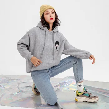 

2020 WOMEN NEW Korean version of lamb cashmere sweater fashion warm hooded Korean shirt loose long section sweater coat tide