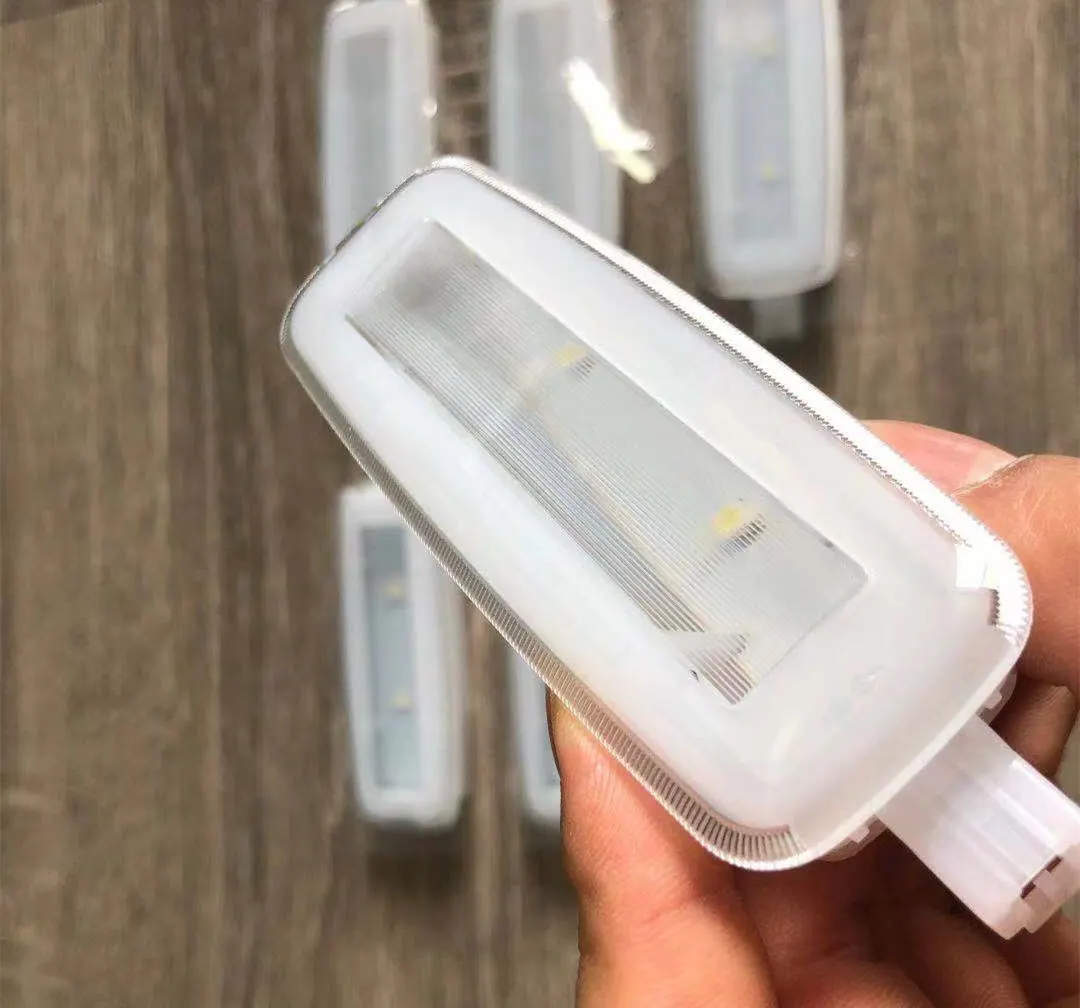 1 pieces For Audi A3 A4 A5 A6 Q3 Q5 A8 LED makeup lamp