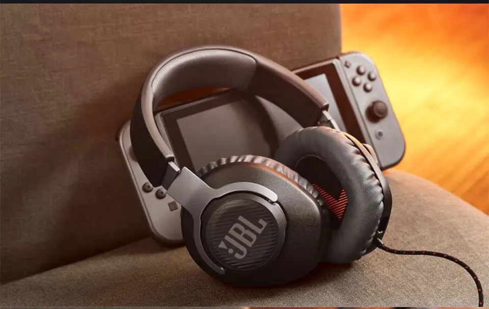 JBL Quantum 100 Wired Gaming Headset 8