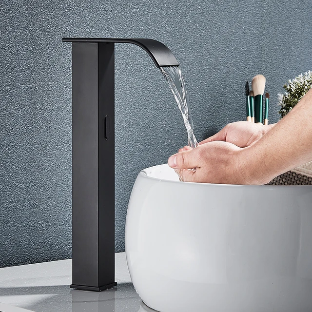 Robinet Automatique à Capteur Infrarouge - Lavabo Sans Contact Avec Base En Laiton - Pour Cuisine, Salle De Bain, Toilettes - Robinet Automatique (froid Et Chaud