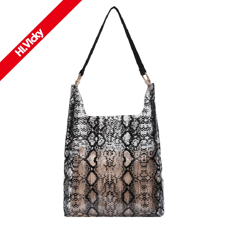 

Summer Shoulder Bag Classic Bat Bag Plastic Material Handbag Lady Carrying Bag Broken Pattern Black And White Striped Crossbody