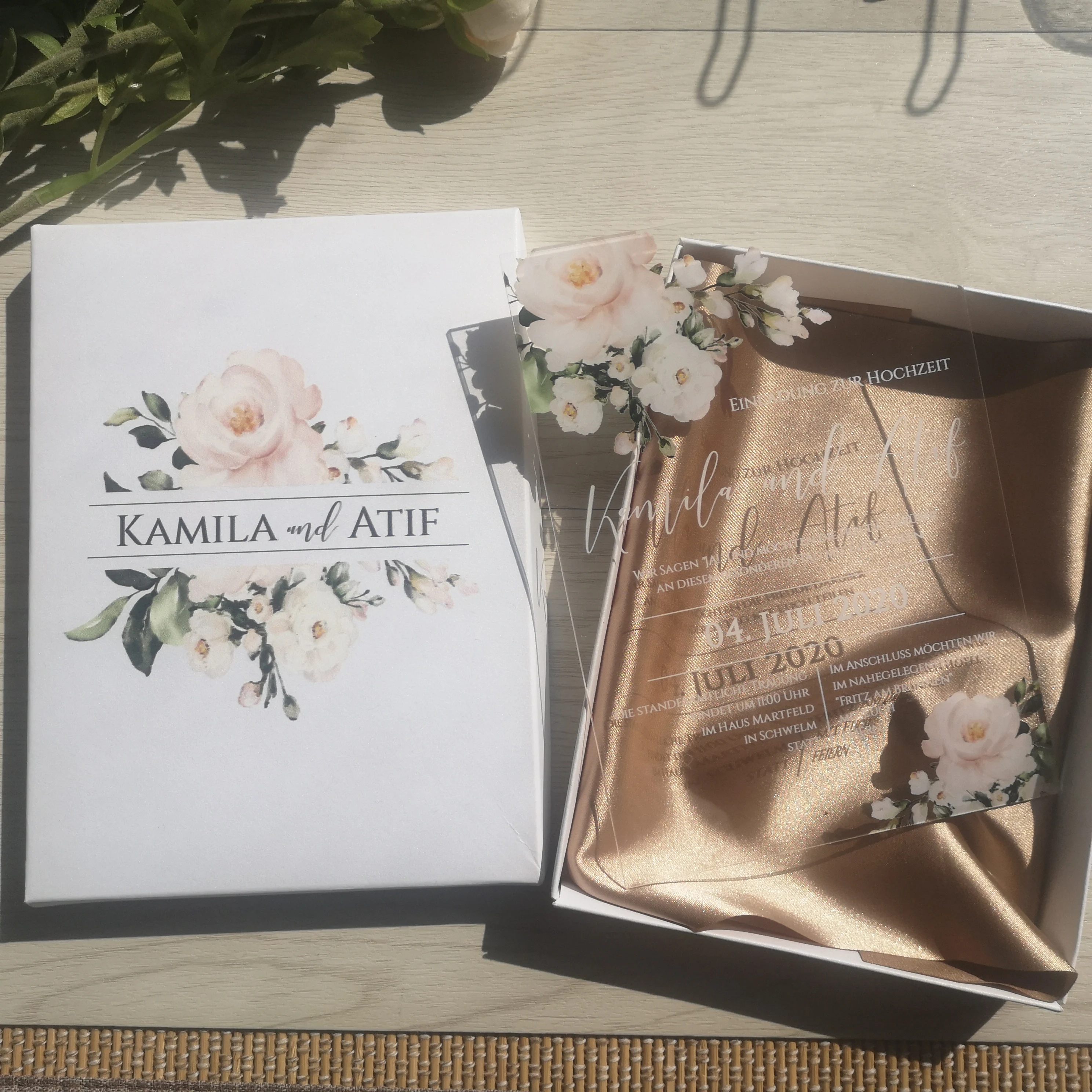 High Quality UV Printing 5pcs Transparent Acrylic Card With Printed Box Custom Acrylic Wedding Invitation Card With Stain Fabric