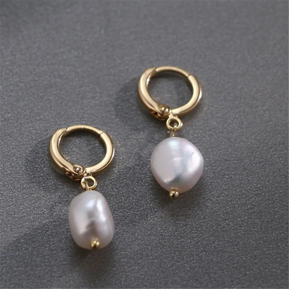 Minimalist Earrings Image 2