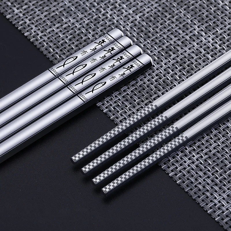 

1pair Kitchen Household Chopsticks Chinese Style Chopstick Non-slip Alloy Sushi Chop Sticks Gifts Tableware