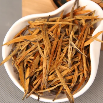 

2020 China Yunnan Fengqing Golden needle Dian hong tea A Classic quality Green organic Golden bud Dianhong Black Tea