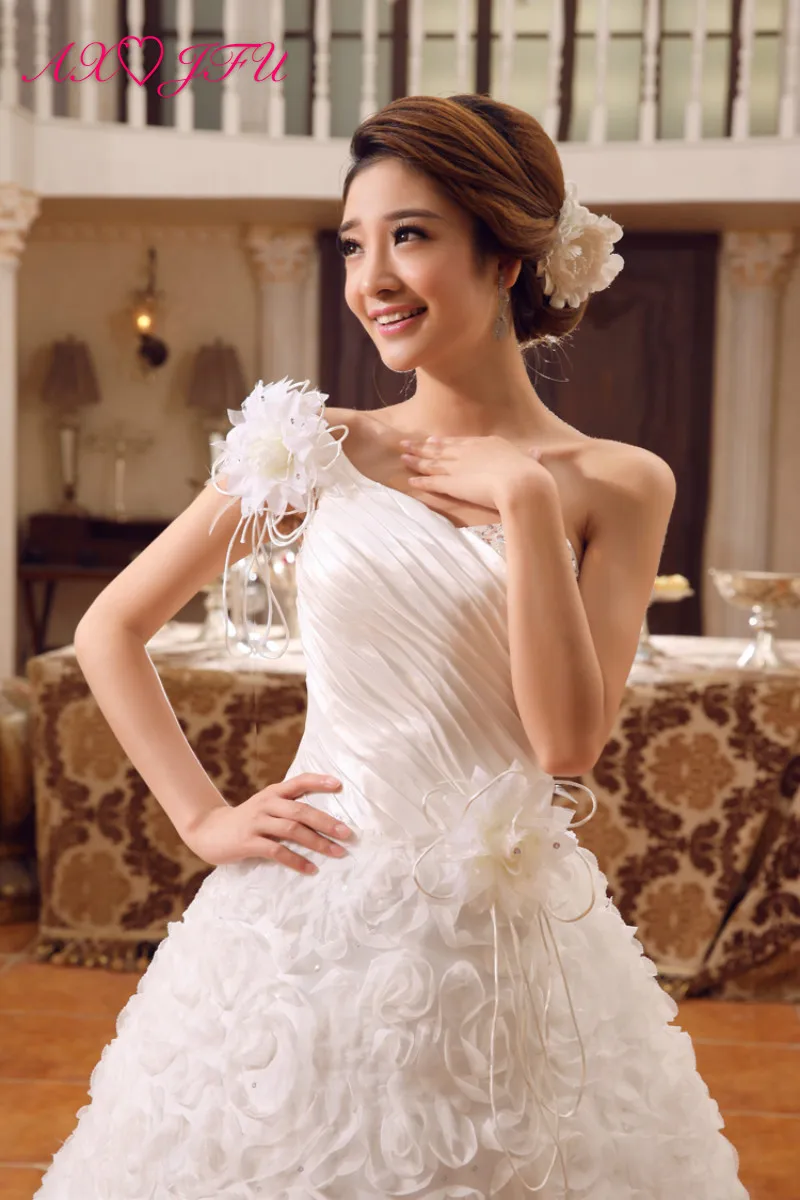 AXJFU beauty rose lace white wedding Dress vintage one shoulder beading crystal sleeveless flower ball gown white wedding dress