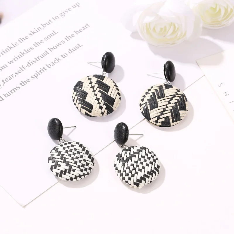 11719600261_2130544268