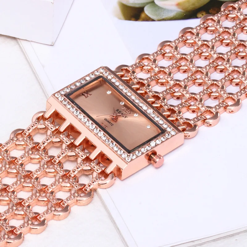 2021 Luxury Women Golden Stainless Steel Bracelet Watch Ladies Fashion Hollow Strap Dress Watch Female Casual Clock Relogio Hot