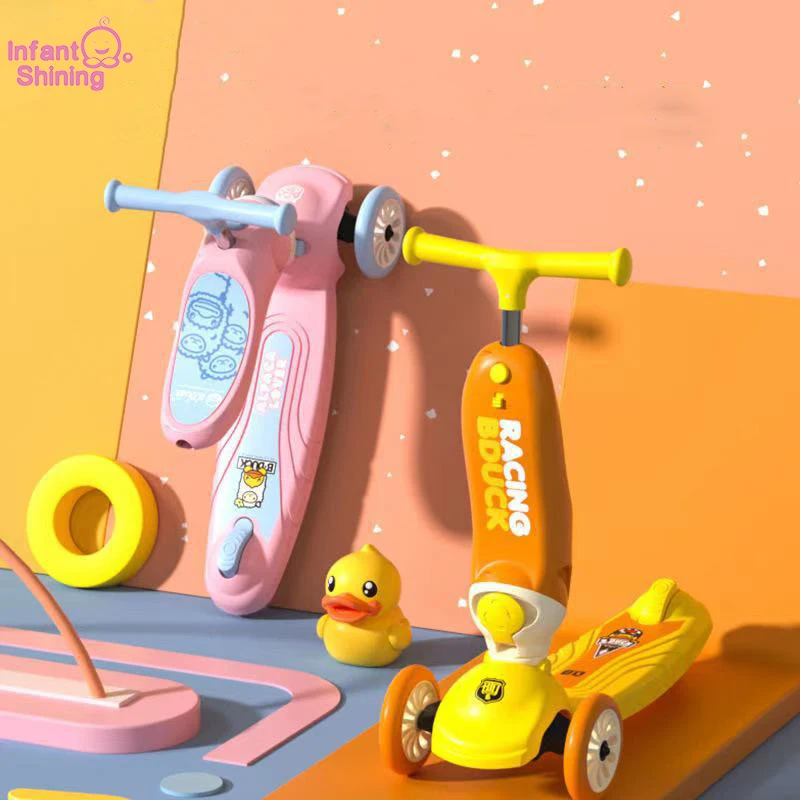 Bebé brillante Scooter de niños multifuncional bicicleta de equilibrio ajustable 3 rueda de Andador de bebé 1-6Y triciclo bicicleta en regalo de Juguetes