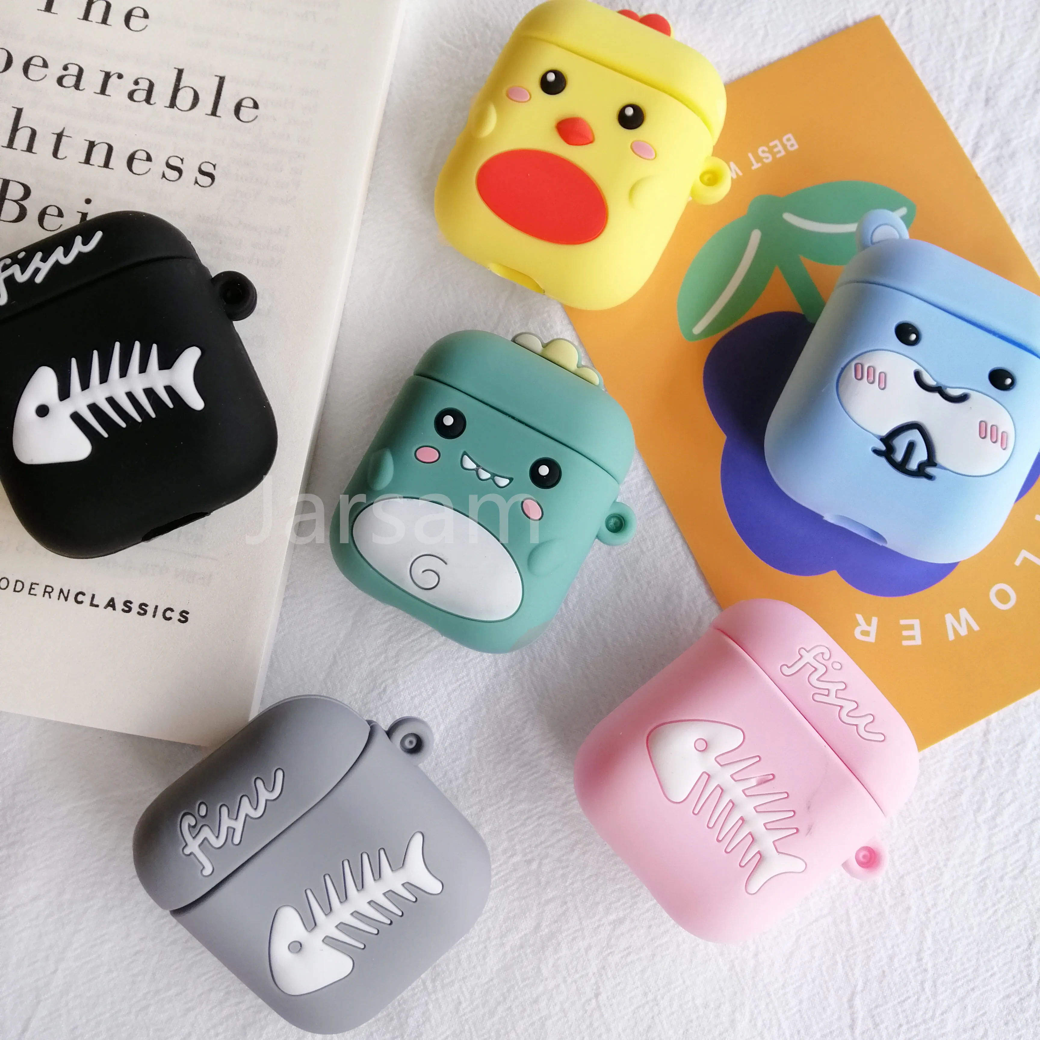 Беспроводной чехол с героями мультфильмов для AirPods силиконовый зарядки
