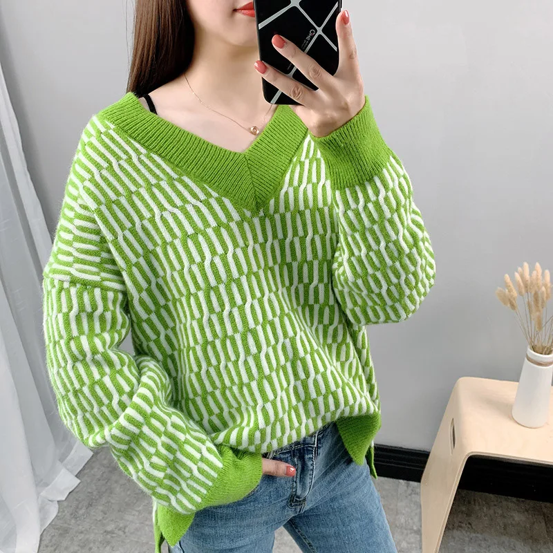 

Lazy Wind in Autumn and Winter V-neck sweater and loose knitted sweater