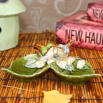 

Home Decoration Ceramic Bird Statue Storage Board Jewelry Soap Box Ashtray Storage Statue Ceramic Crafts
