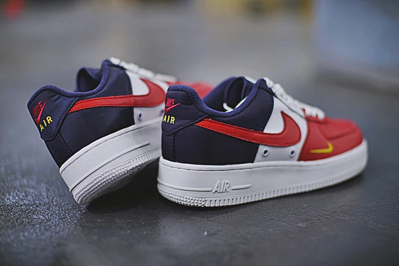 И аутентичный с Nike Air Force 1 Low мини Swoosh Для Мужчин's Скейтбординг обувь Спорт на открытом воздухе кроссовки Новое поступление 823511-601