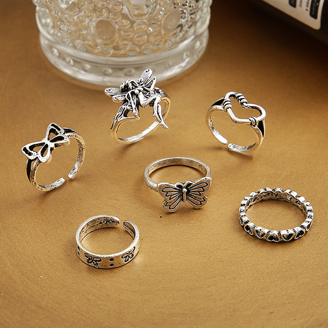Vintage Rings Set for Women Men Aesthatic Retro Punk Silver Plated Heart Flower Butterfly Chain Finger Ring Jewelry 2022