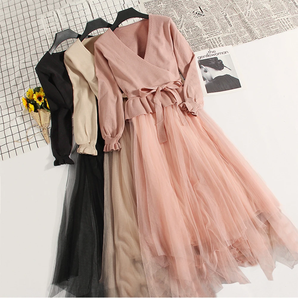 

Women Flare Sleeve V-neck Irregular Pleated Knitted Ruffles Dress Vintage Bandage Strap Mesh Gauze Ball Gown Pullover Midi Dress