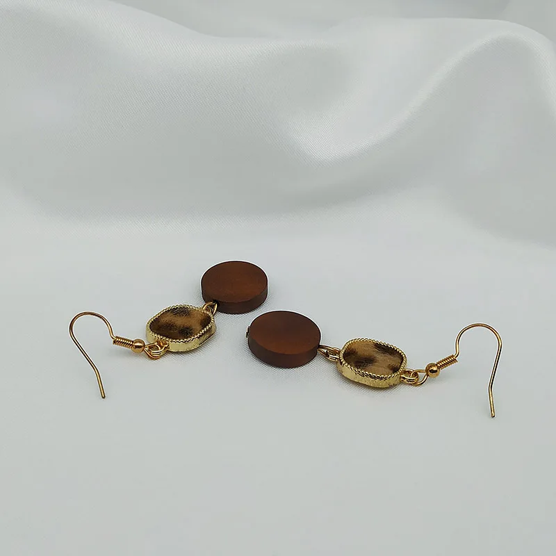 SHELA Wooden Trendy Dangle Drop Earrings Brown Leopard Tiger Furry for Women 2019 Pendientes Creative Unique Fashion Jewelry SHELA Wooden Trendy Dangle Drop Earrings Brown Leopard Tiger Furry for Women 2019 Pendientes Creative Unique Fashion Jewelry