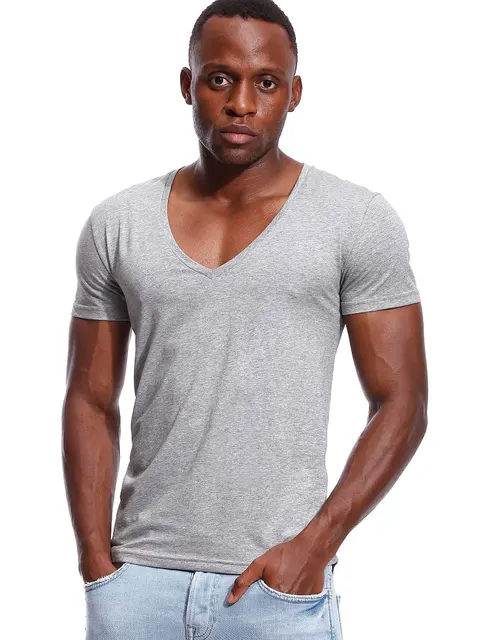 Camiseta con cuello en profundo hombre, Camisa de corte bajo con cuello en ancho, ropa interior Invisible, modelo Scoop Hem Slim de manga corta|Camisetas| - AliExpress