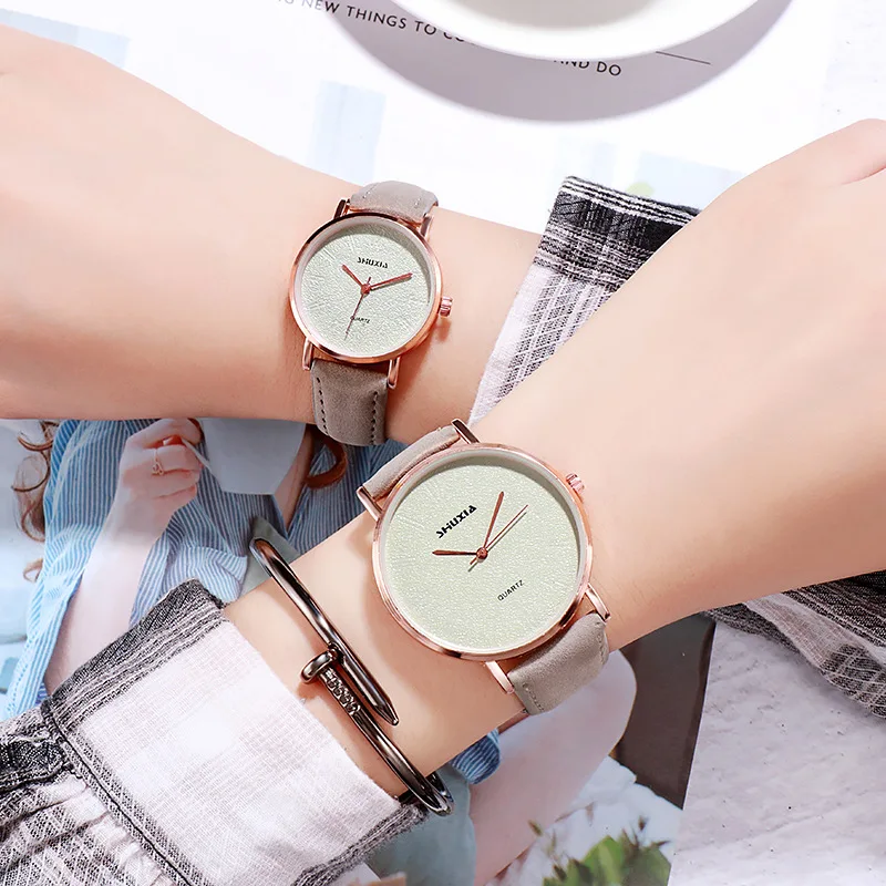 Hot Fashion Lovers Watches Men Women Casual Leather Strap Quartz Watch Women s Dress Couple Watch 5