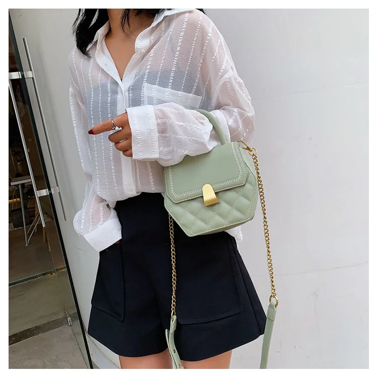 

2019 New Korean Lingge Chain Embroidered Line Handbag Joker Crossbody Shoulder Bag