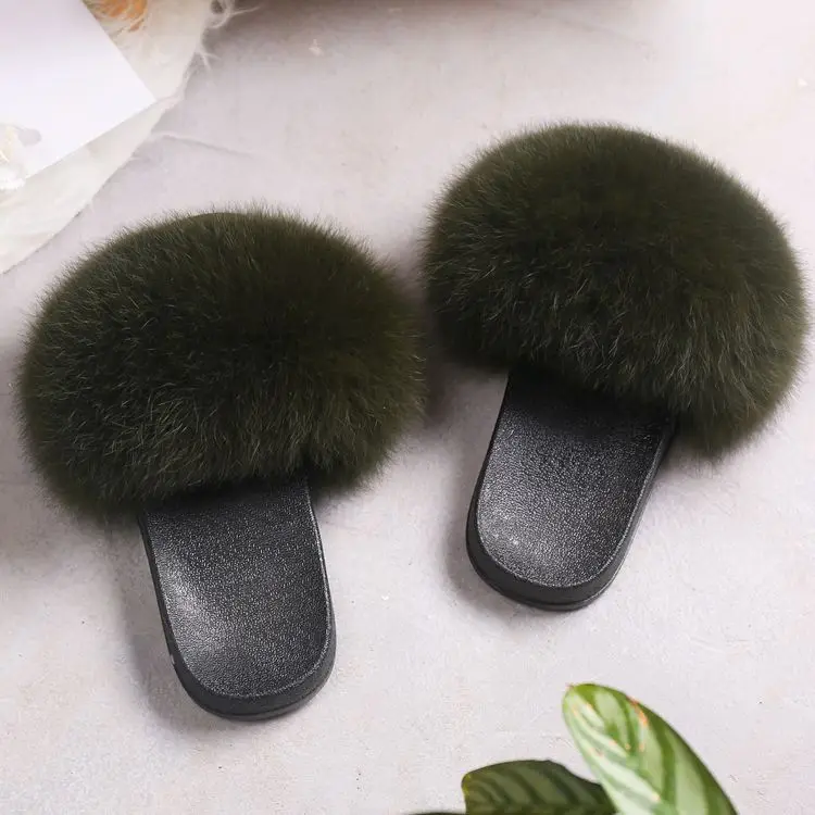 9119946944_1962555741