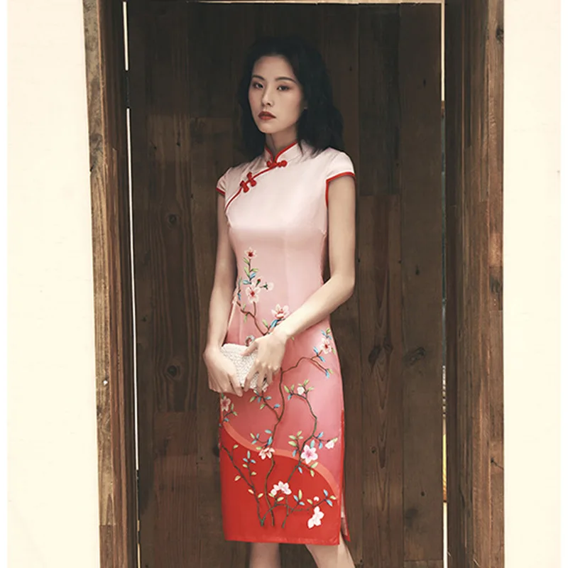 

2019new Elegent Women Simulation Silk Long Section Short Sleeve Dresses Chinese Style Retro Dress Small Fresh Lady Cheongsam