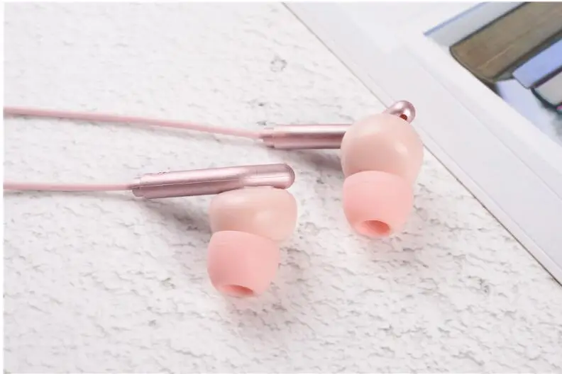 Простые Изогнутые стильные наушники металлическая окрашенная модная гарнитура с микрофоном стерео гарнитура для Xiaomi samsung iPhone мобильный телефон - Цвет: Розовый