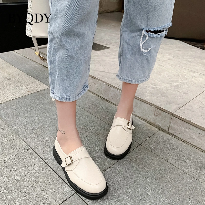 

BYQDY Spring Block Heels Women Mules Shoes Round Heel Metal Buckle Gothic Shoes Slip-on Black Leather Woman Pumps Large Size 46