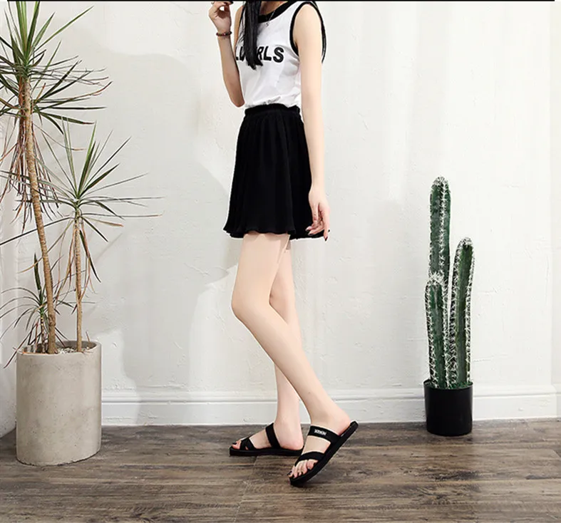 10524501976_128793418