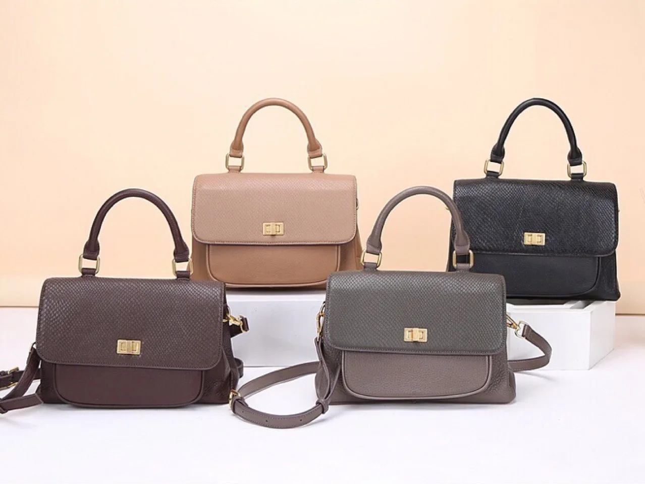 

WOMEN'S Leather Bags First Layer Cowhide Handbag Snakeskin Cowhide Shoulder Bag Women's Hair
