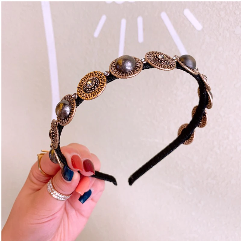 Baroque New Retro Metal Hairband Wild Simple Headband Fashion Rhinestone Hair Bands for Women Hair Hoop Jewelry Hair Accessories