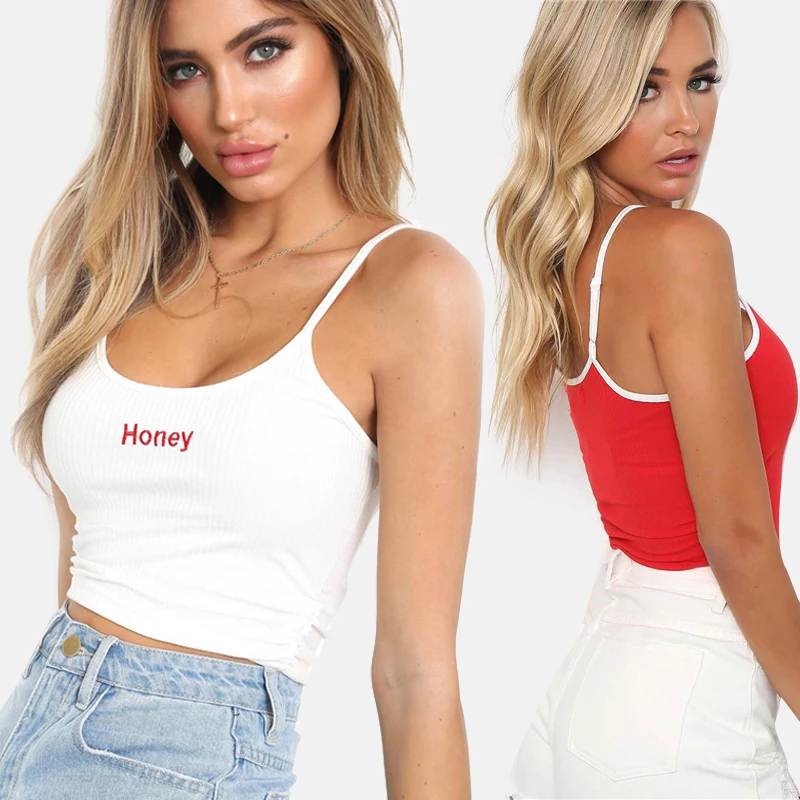 Кроп топ женский с вышивкой надписью Honey пикантная майка на бретелях укороченная