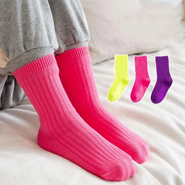 גרביים צבעים זורחים 2
