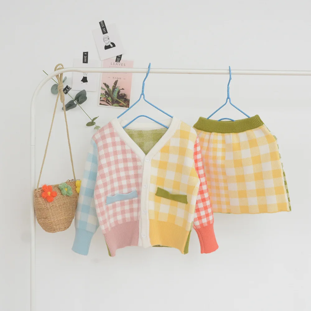 

2020 Spring Korean Style Children Knitted Clothing Sets Patchwork Plaid Sweater Skirt 2pcs Baby Girls Outfits Kids Cute Suits