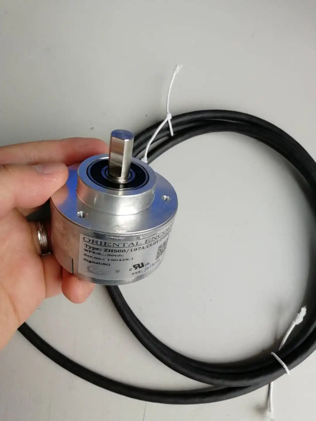 

Single Coil 18 Bit SSI Signal Encoder Absolute Value Encoder 18 Bit 262144 Resolution Encoder