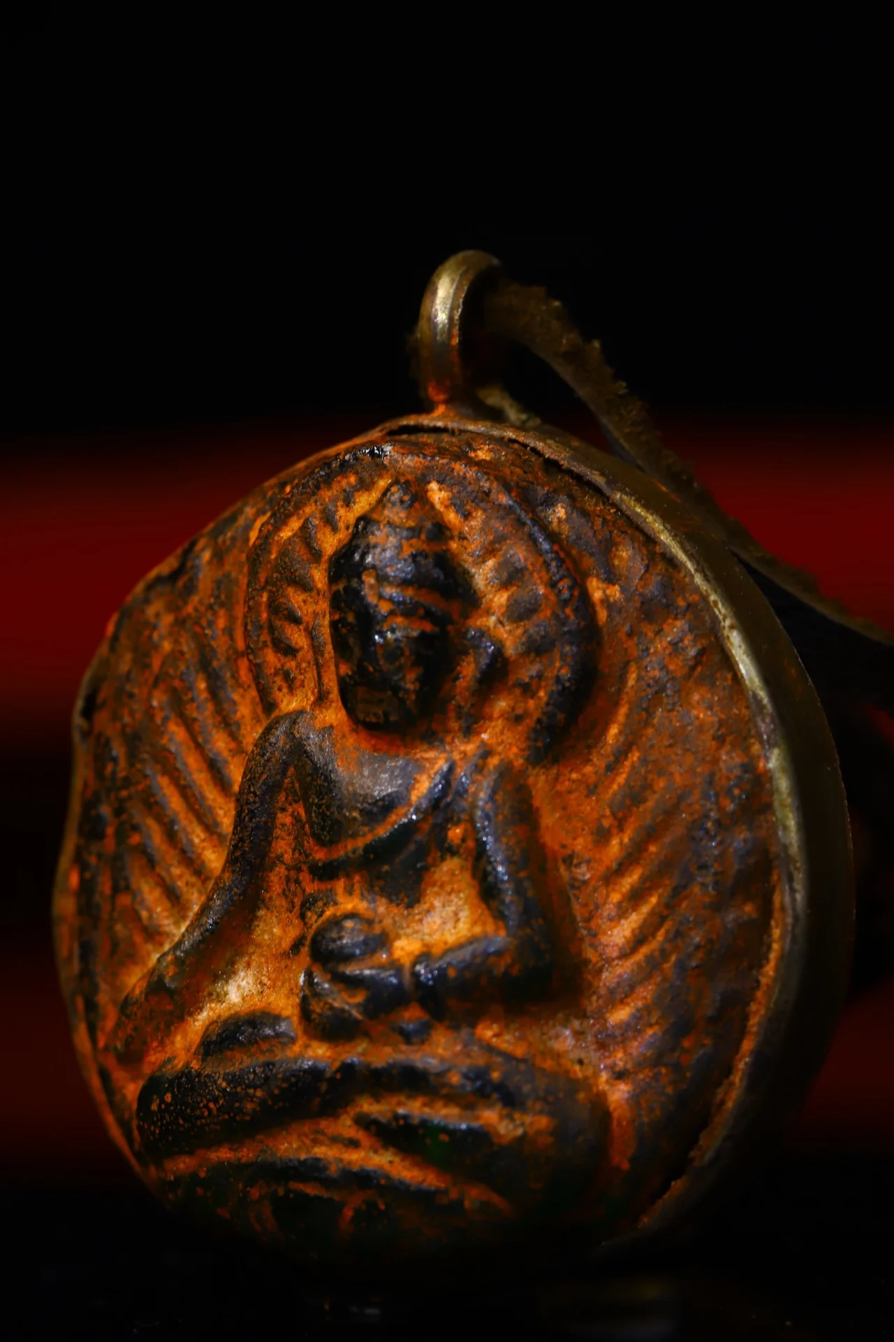 

2"Tibetan Temple Collection Old Bronze Incense ash Cha Cha Buddha Medicine Buddha Pendant amulet Town House Exorcism