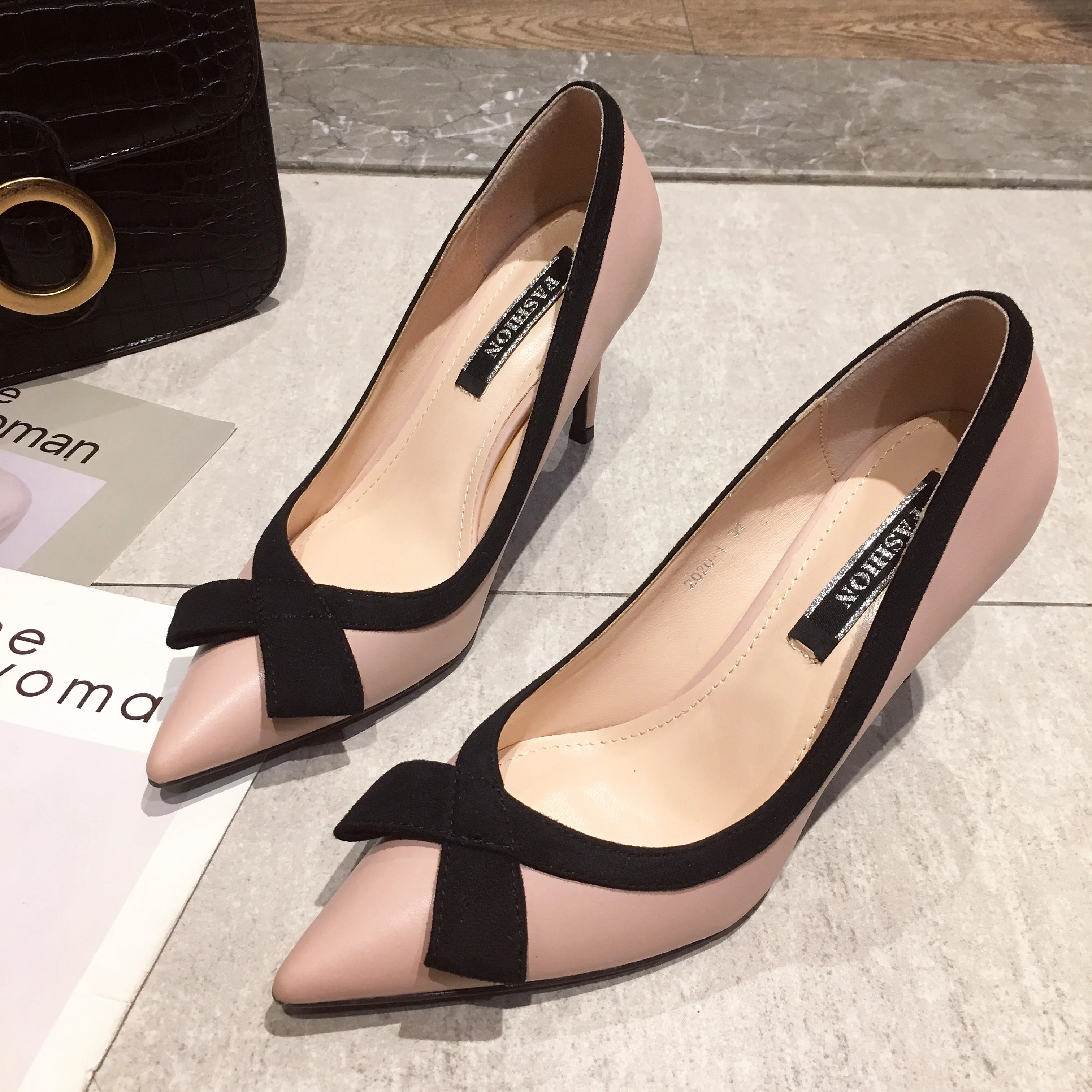 

2020 Hot Bow-knot Pure Color Suede Shoes Women High Heels Pumps Flock Pointed Toe Women Pumps Ladies Shoes Thin High Heel Large