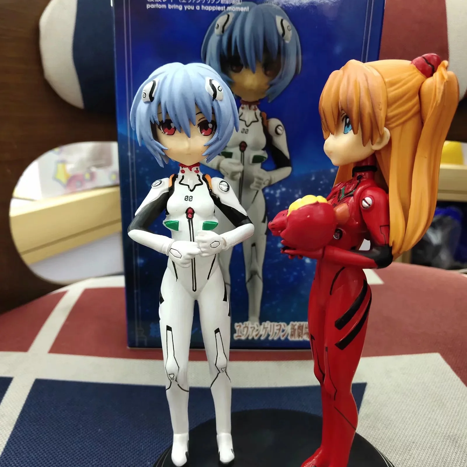 

Diffuse Dynamic Square Anime Eva Euangelion Rei Ayanami Asuka Cute Boxed Garage Kit Model