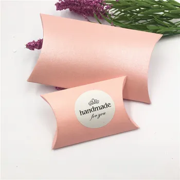 

10pcs Pink Pillow Shape Engagement Favor Pillow With Sticker Lable Festival Supplies Packing Paper mini Box Bracelet Display Box