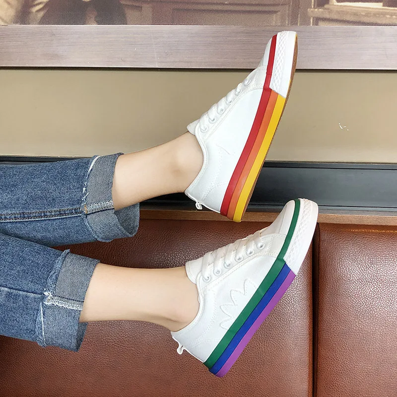 

2019 Korean Fashion New Rainbow Canvas Flats Shoes For Women Cute White Sneakers Shoe Woman Casual Modis Ladies Zapatos Mujer 2