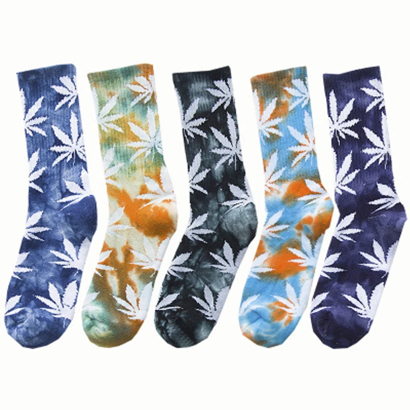 

High Quality Stockings Men's Street Skateboard Hip Hop Maple Leaf Towel Basketball Socks Men's Tie Dyed High Tube Sports Socks