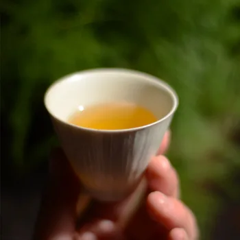 

Jingdezhen Grass Wood gray glaze small tea cup tasting cup Juxiang Cup kung fu Japanese tea cup Jingdezhen Ceramics